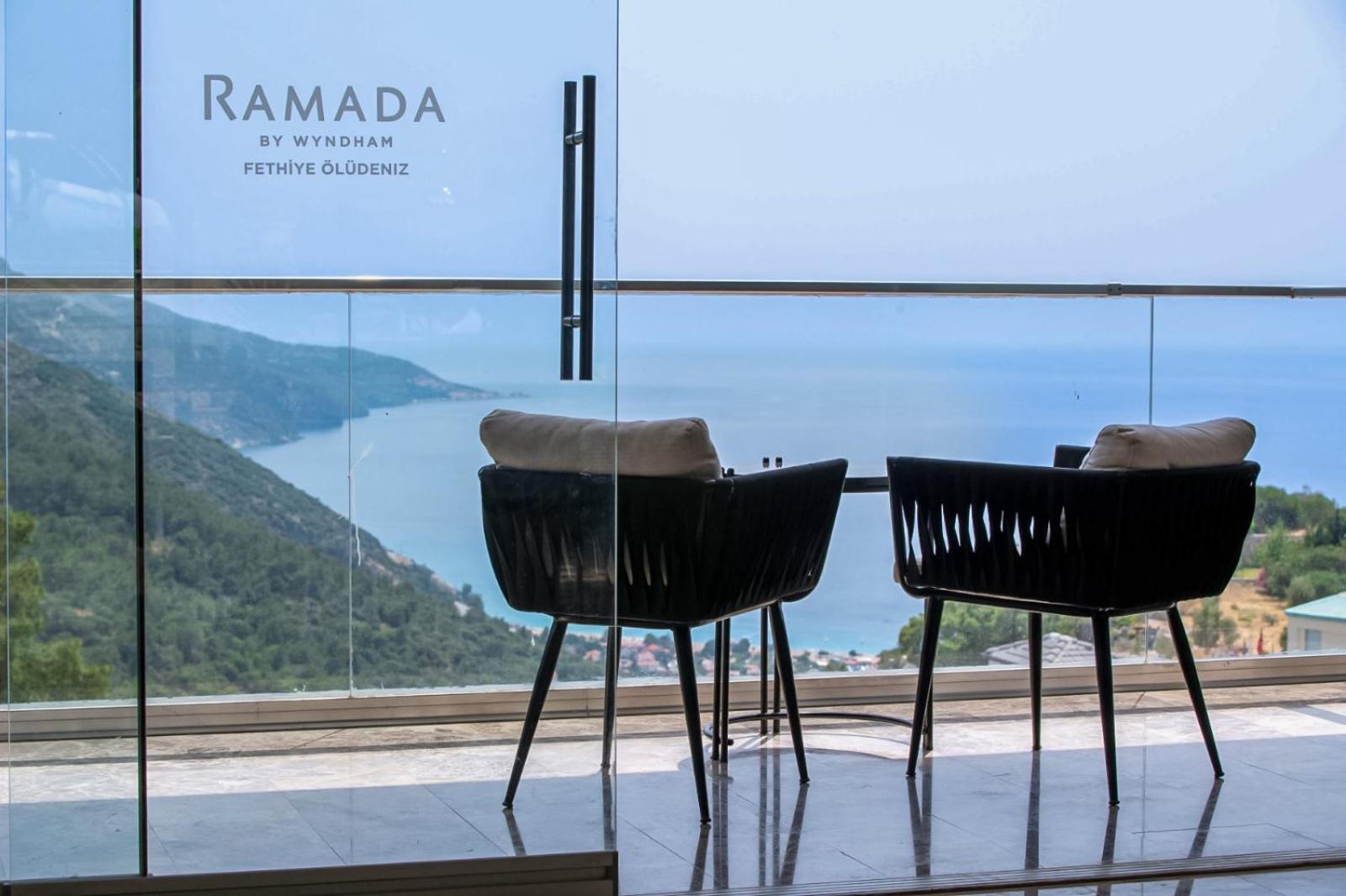 Hotel Ramada By Wyndham Fethiye Oludeniz Adult Only Exterior foto