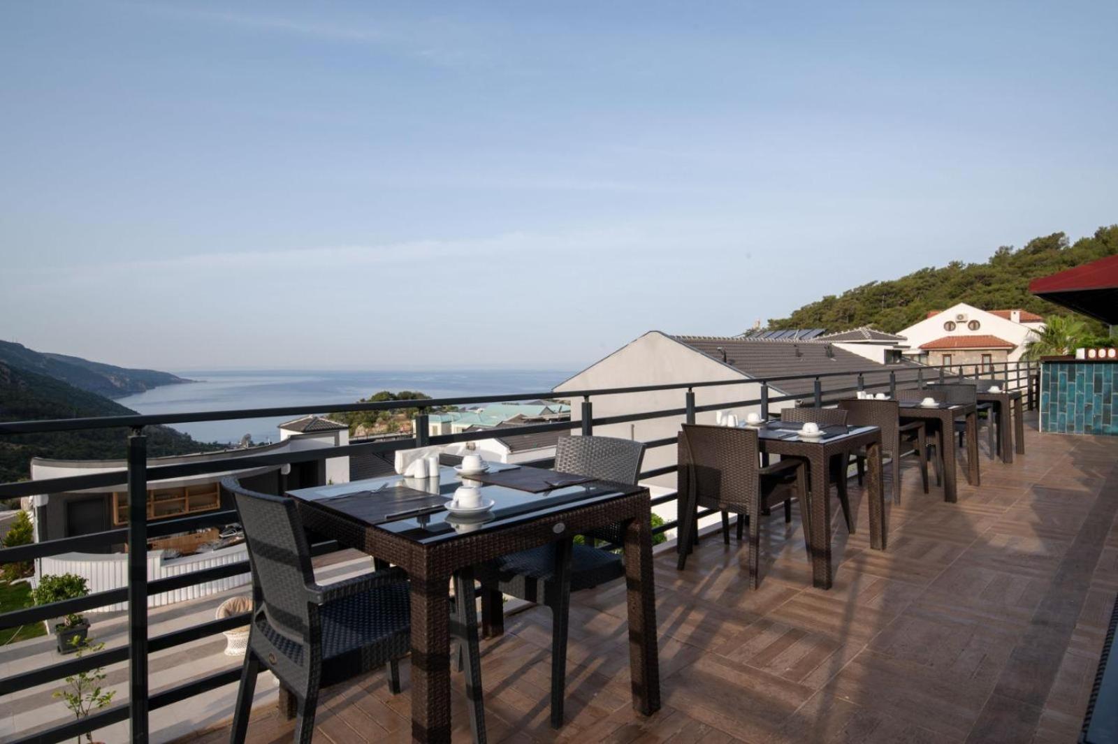 Hotel Ramada By Wyndham Fethiye Oludeniz Adult Only Exterior foto
